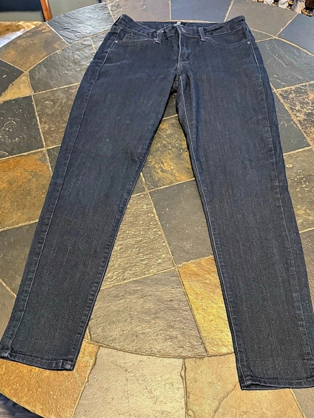 Just Black Skinny Jeans in Blue Waist 25